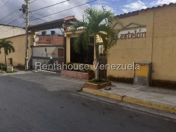 Casa En Venta En Castillejo Gg