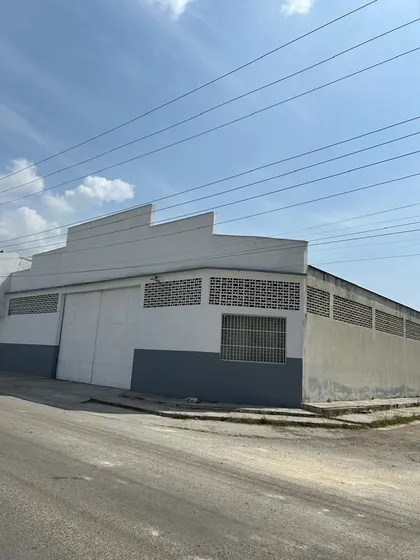 Alquiler De Galpón De 2172 Mts2 Excelente Ubicación Maracay 