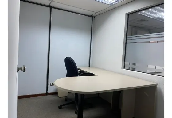 Alquiler De Oficina Zona Industrial La Trinidad Mp