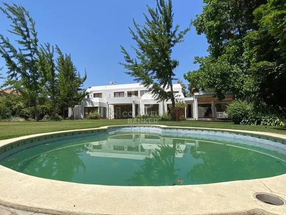 Las Brisas De Chicureo| Borde Cancha