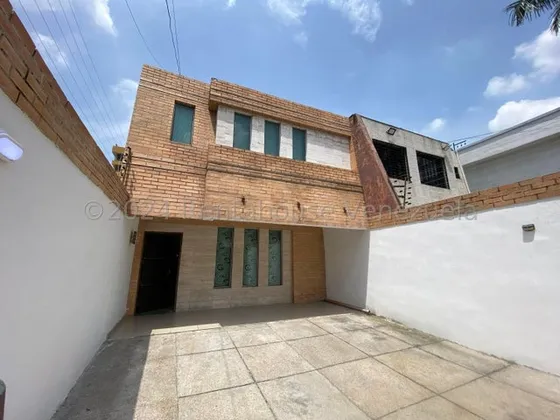Gbf 24-26663 Vendo Hermosa Casa En Maracay Con Terreno Excelente 