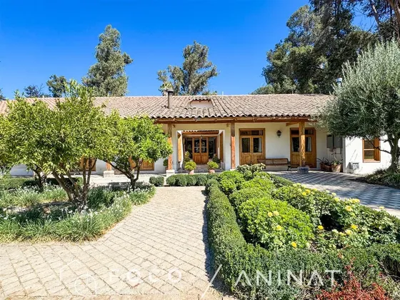 Casa En Venta De 5 Dorm. En Mostazal