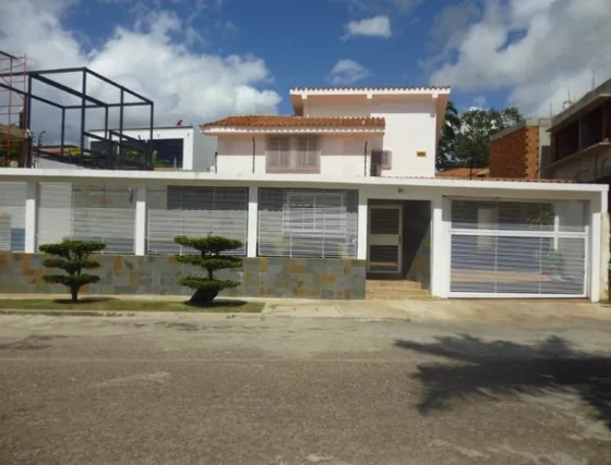 Milagros Inmuebles Casa Venta Barquisimeto Lara Zona Este El Pedregal Economica Residencial Economico Código Inmobiliaria Rent-a-house  25-5545