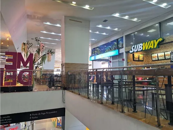 Venta De Local En La Zona De Comidas Del Cc Gran Plaza