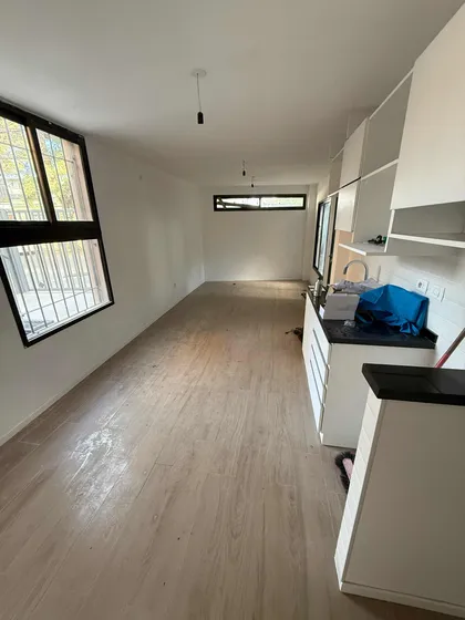 Alquilo Preciosa Apto De 2dorm, Garage Y Patio Prox Bulevar Artigas Y Suarez