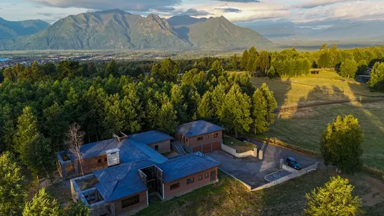 Çlaro De Luna Luxury House & Guest Home