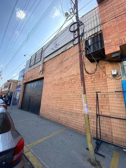 Annic Coronado Vende Galpon En Av Lisandro Alvarado Valencia Estado Carabobo  273399