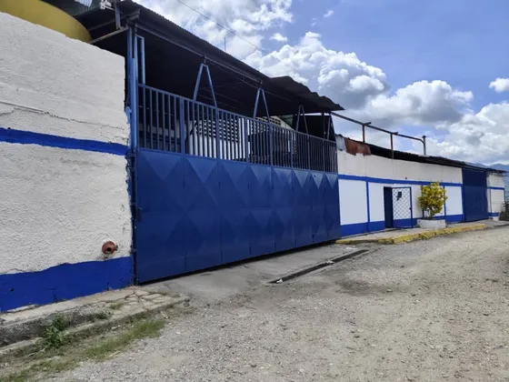 Galpón En Venta Sector El Desvio Guatire. Ar Mls # 25-16064