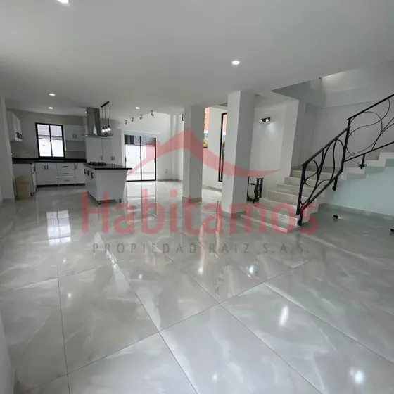 Casa En Arriendo En Rionegro - El Porvenir Cod 67980