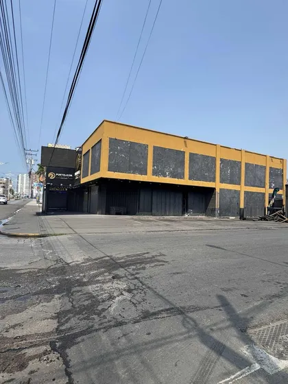 Se Alquila Local Avenida Principal Lecheria