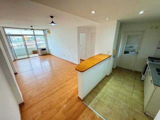 Departamento En  Venta Con Cochera Y Baulera