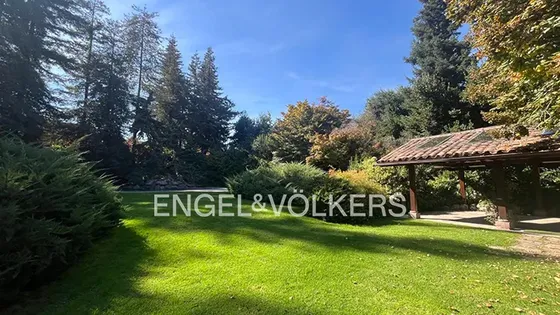 Arriendo Casa Los Domínicos Antiguo