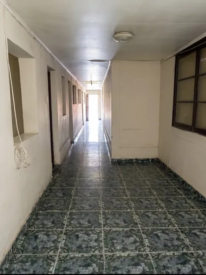 Amplia Propiedad Con 2 Viviendas Indep Precio Conversable