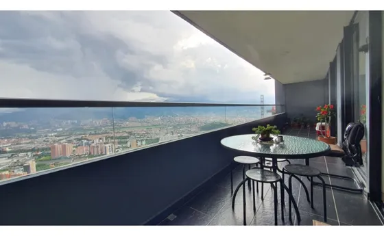 Apartamento En Venta  En Las Palmas Medellin