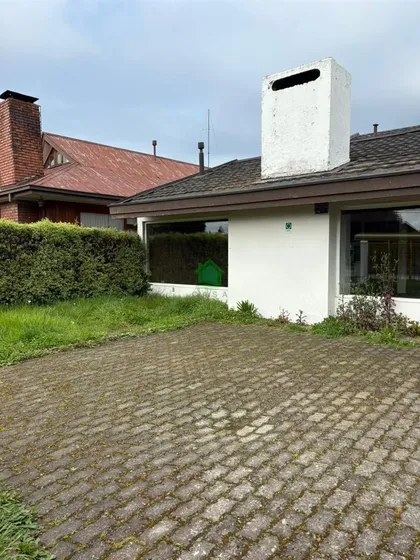 Casa En Venta De 6 Dorm. En Osorno