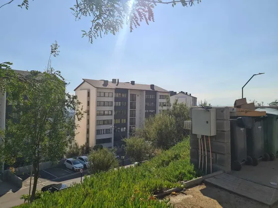 Amplio Depto. 3d + 2b + 2e + B /cond. Cerrado (169103)