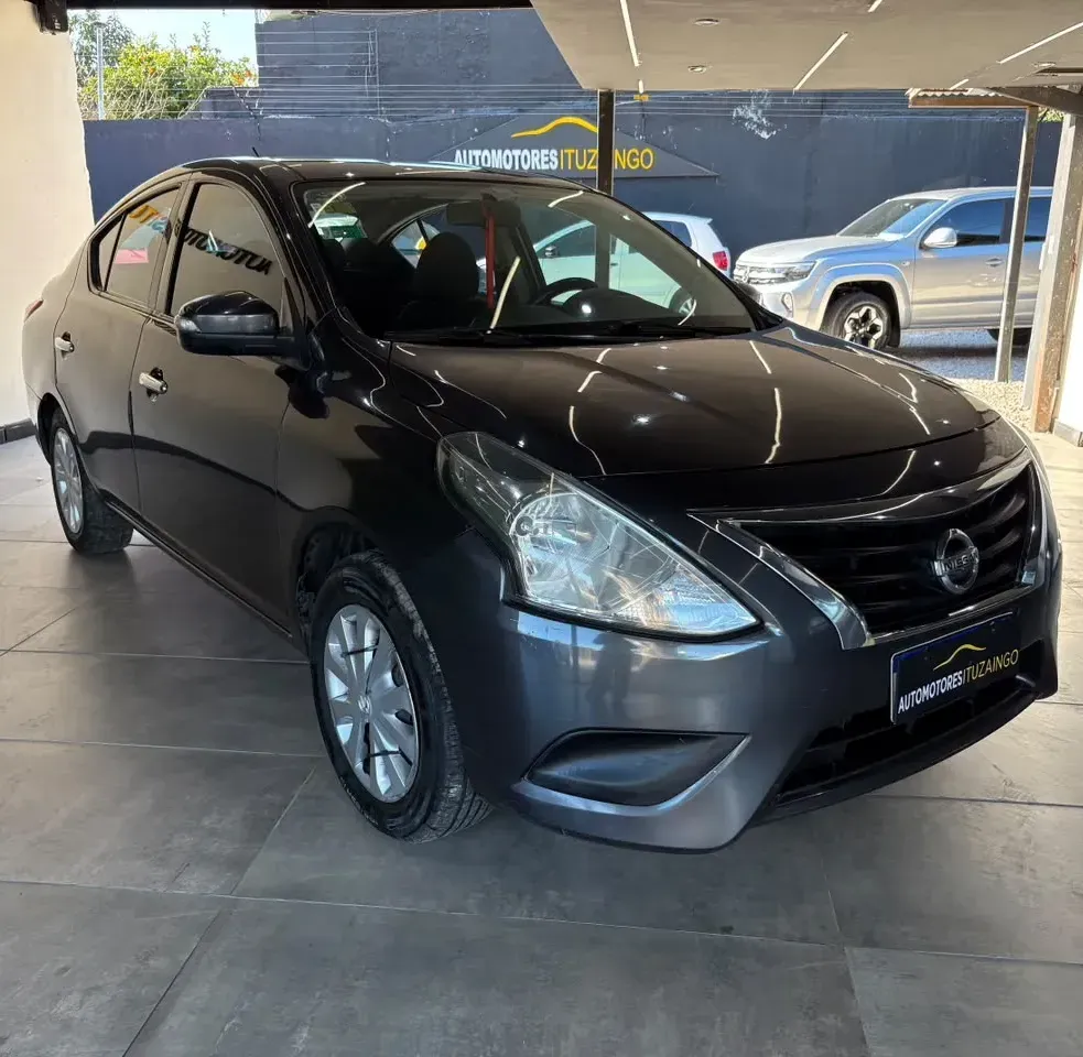 Nissan Versa 1.6 Sense Mt