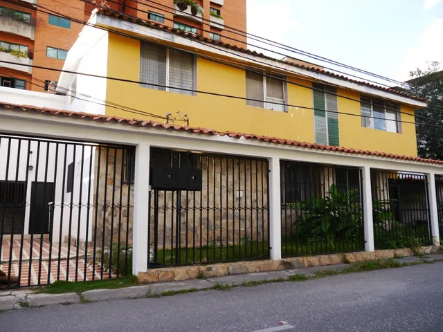 Hermosa Y Amplia Casa En Venta En El Este De La Ciudad De Barquisimeto Zona Pedregal Exclusividad De Urbanizacion Mehilyn Perez Asesora