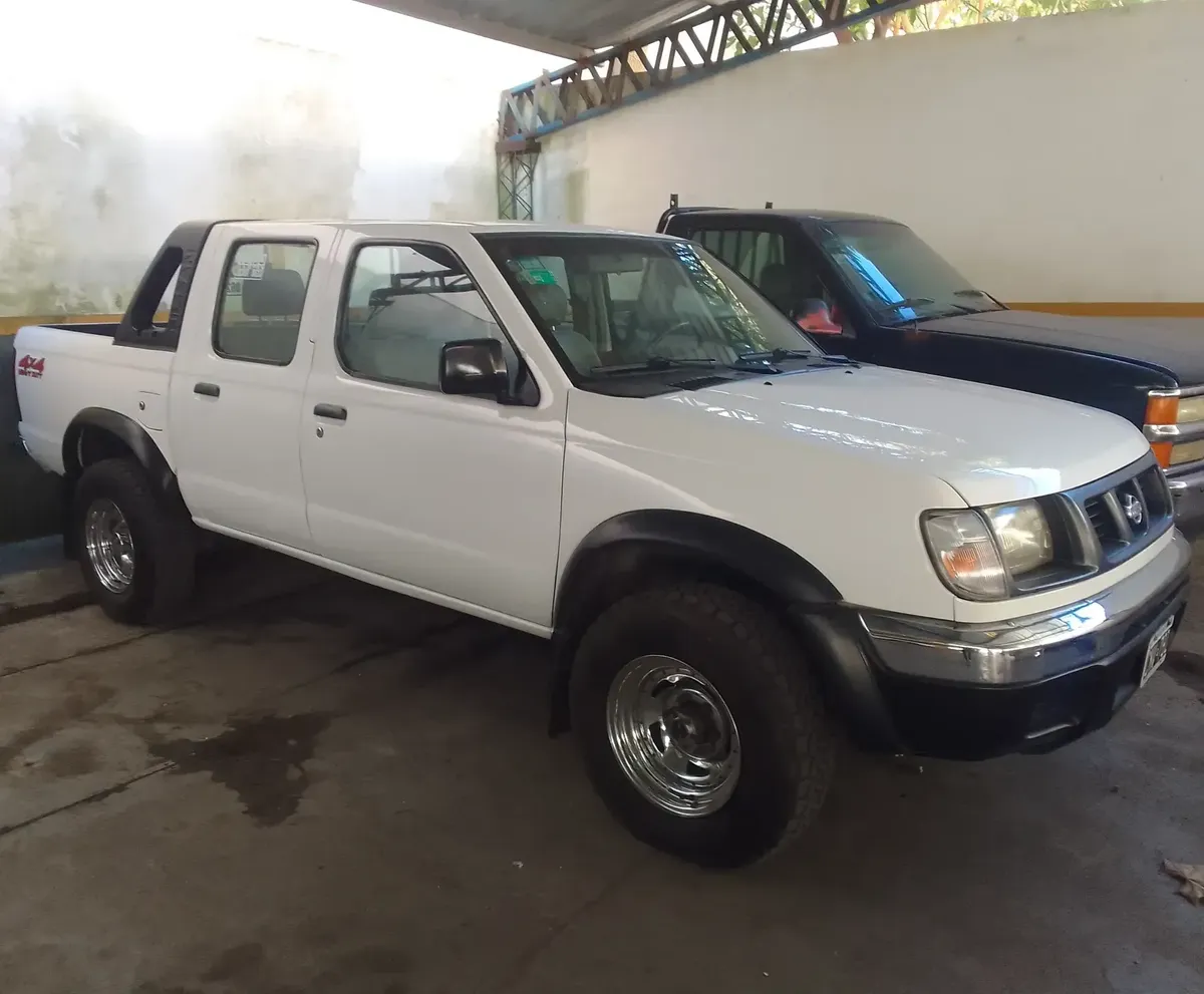 Nissan Ax Frontiers 4x4 98 Japon Japon Motor Cadenero 3.2