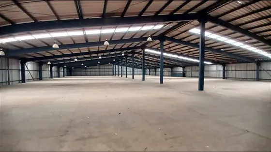 Bodega En Condominio 2.800 M2 Más Oficinas / Quilicura