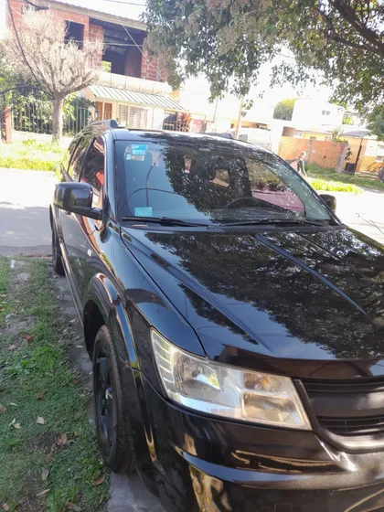 Dodge Journey 2.4 Sxt Atx (3 Filas)