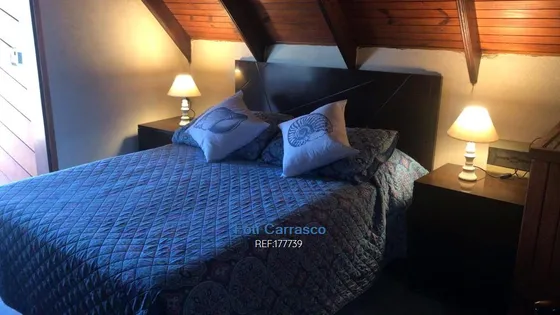 Casa En Venta Con Cabañas Para Alquilar Punta Del Diablo