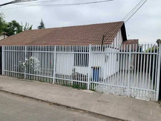 Oportunidad! Casa En Excelente Sector (137067)
