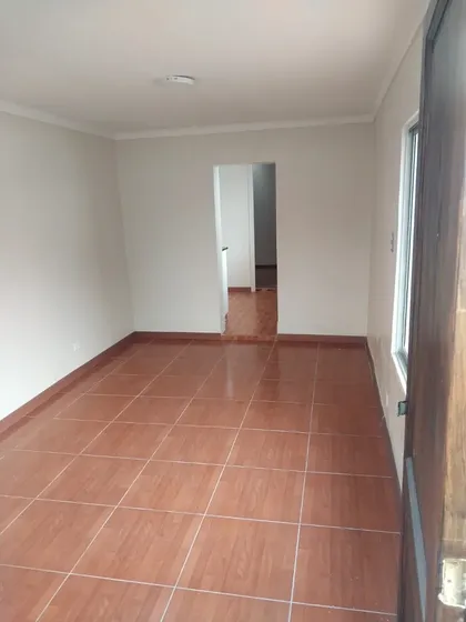 Casa En La Reina- Departamento Al Interior De La Propiedad