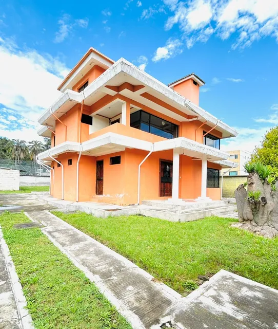 En San José Del Valle Arriendo Propiedad De 900m2 De Terreno Y 260m2 De Construcción