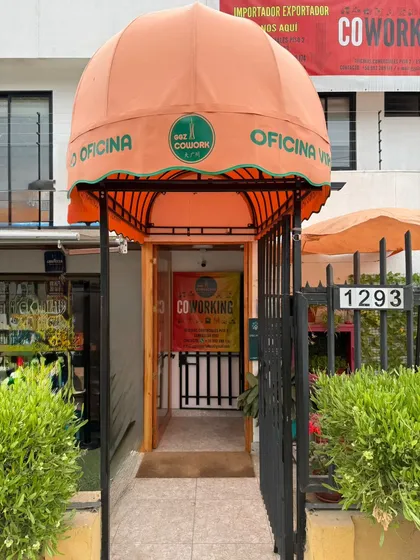 Arriendo Oficina Amoblada, Lado Clínica, Modalidad Coworking