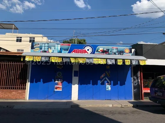 Casa Comercial En Venta En El Oeste De La Ciudad  Barquisimeto \ Profesional Inmobiliario Mehilyn Perez /