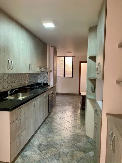 Venta De Apartamento En Medellín Sector La Castellana