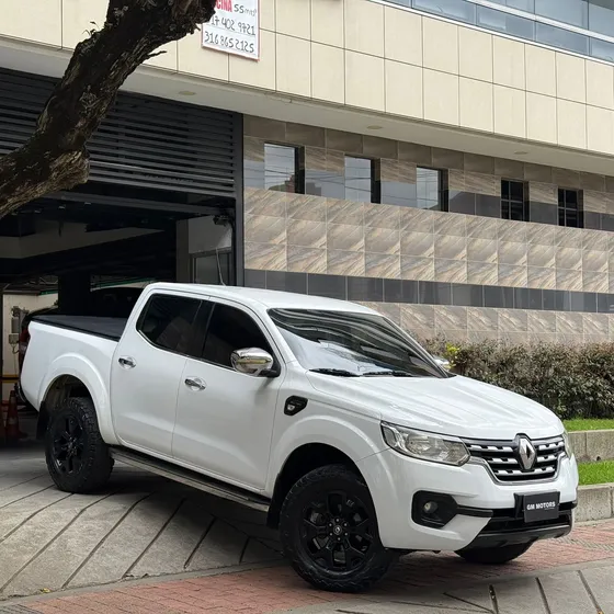 Renault Alaskan 2.5 Zen