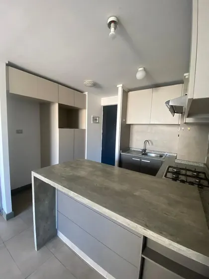 Impecable Departamento A Pasos De Metro Lo Vial
