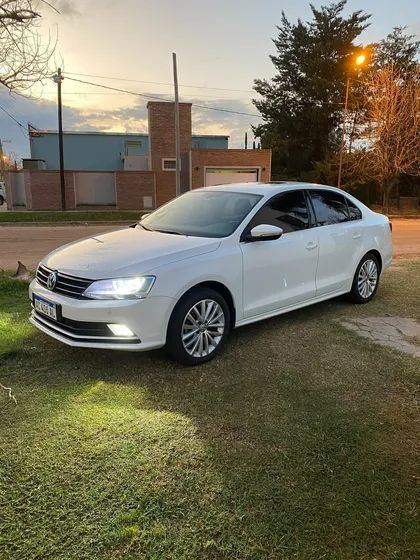 Volkswagen Vento 1.4 Highline 150cv At