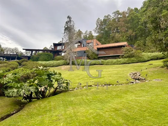 Maravillosa Casa En Venta De 6 Dorm. En Lago Panguipulli