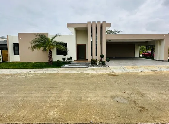 Casa Moderna En Santiago