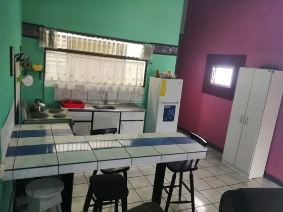 Apartamento Amueblado, En El Cacique De Alajuela, Cerca Del Aeropuerto Y Transporte Público.