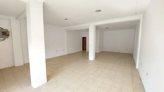 Venta De Local Y Casa Comercial En Av Aranzazu Periférico La Candelaria Valencia Ag275000  