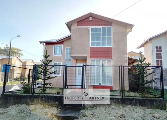 Impecable Casa Esquina En Villarrica