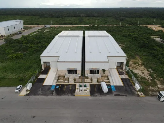 Renta Nave Industrial En Carretera Merida Tetiz