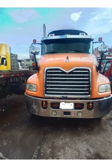 Tractomula Mack 2014 Con Trailer Inca No Permuta