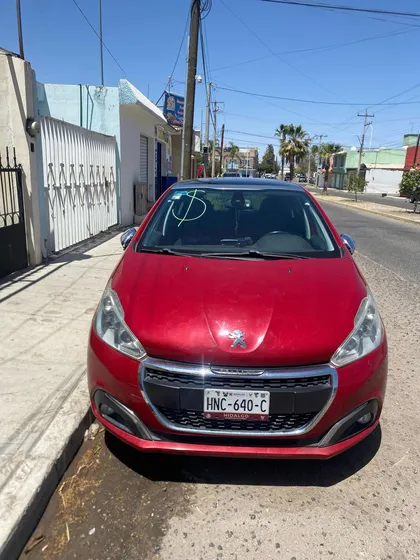 Peugeot 208 1.6 Féline Mt