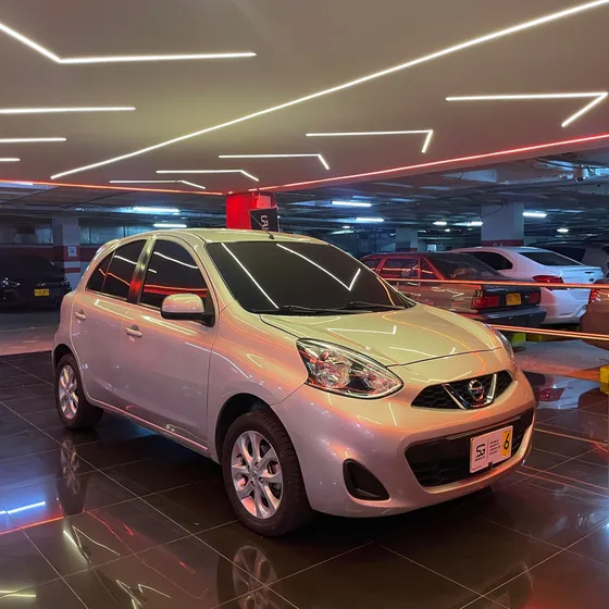 Nissan March 1.6 Sense