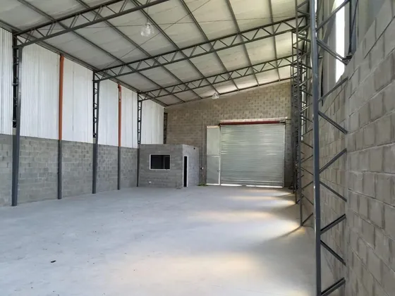 Depósito En Venta - 1 Baño - Pilar