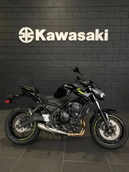 Kawasaki Z650 Tft 2025 ( Contado )