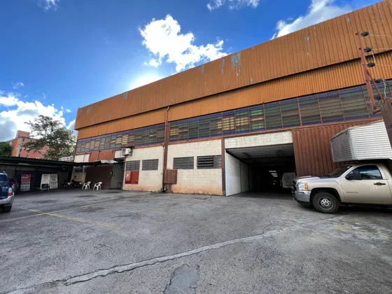 Venta De Galpón En Guaicay