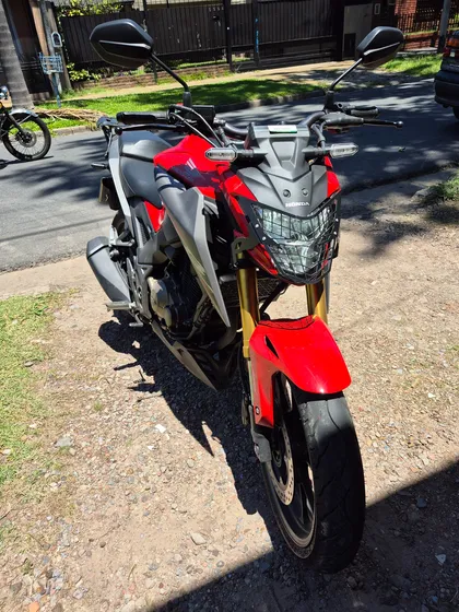 Honda Cb300f Twister 2023 3500 Km