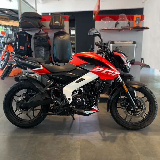 Bajaj Rouser Ns200 Oportunidad Excelente Estado 