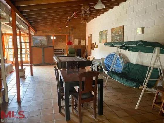 Finca Completamente Dotada Perfecta Para Disfrutar...(mls#240474)